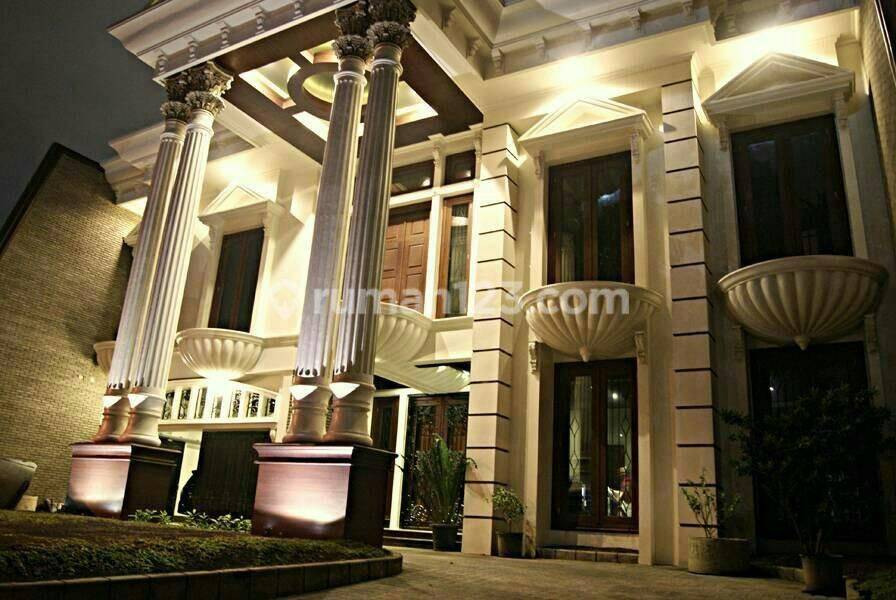 Rumah mewah di gubeng 1