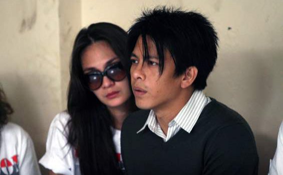 Luna Maya ariel