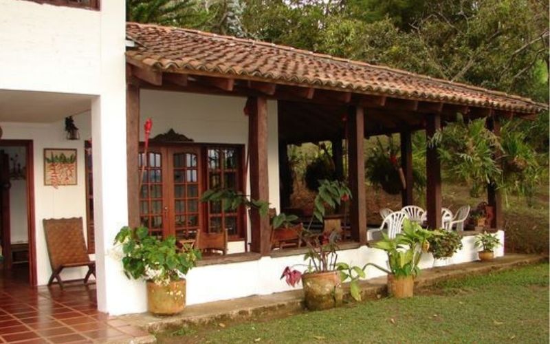 img-responsive Teras rumah kampung jawa