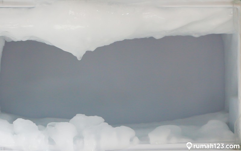freezer rusak