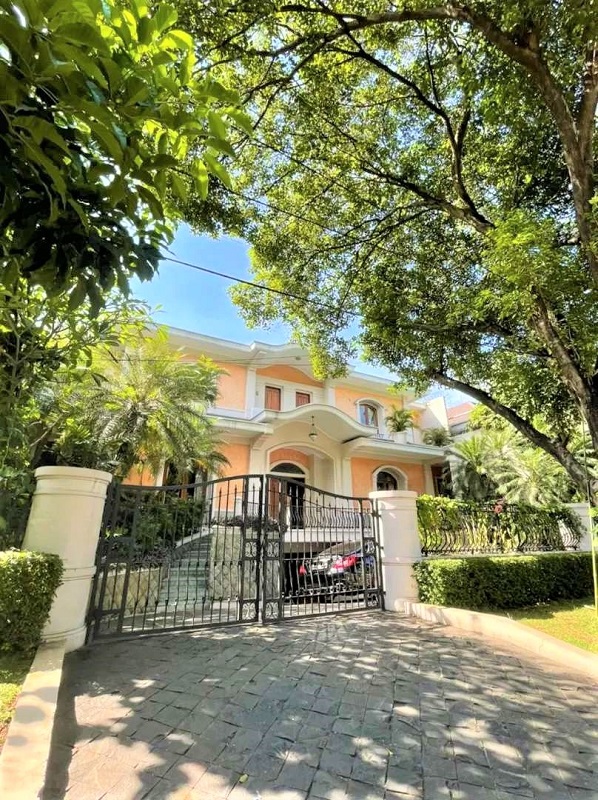 Rumah sultan jakarta selatan