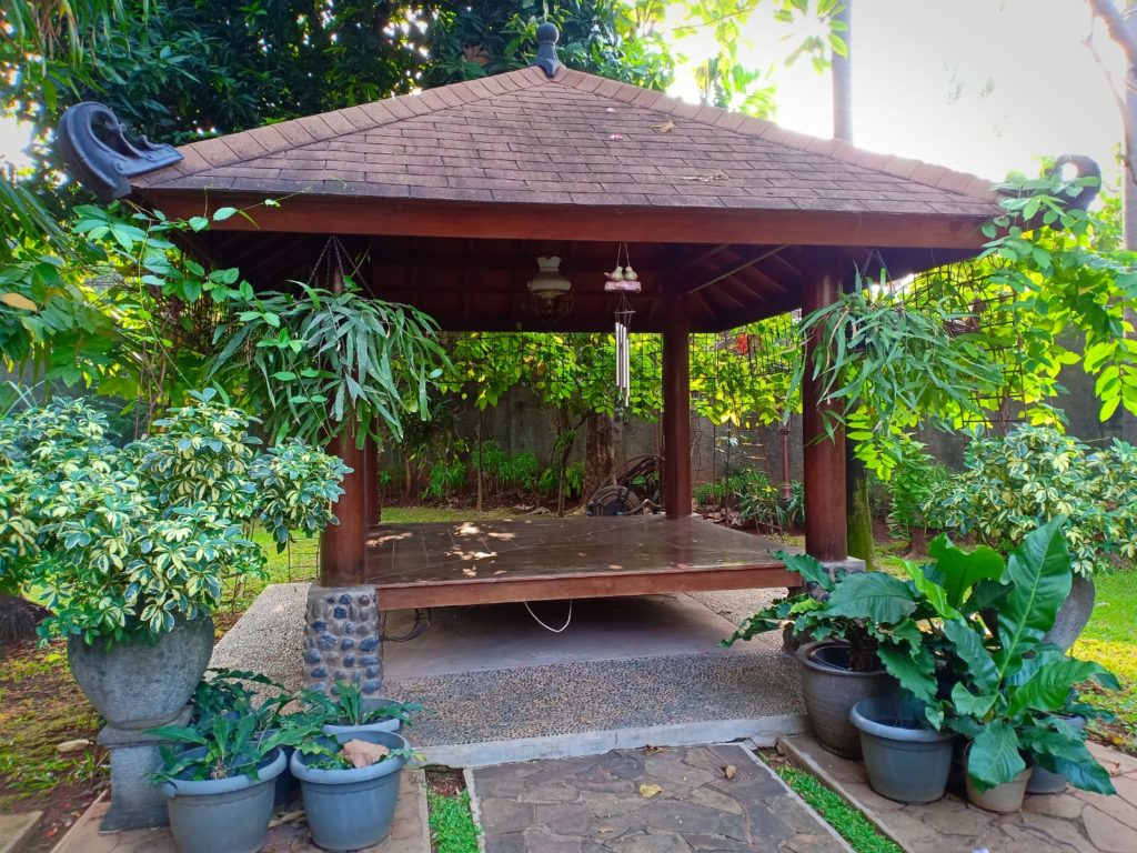 gazebo rumah